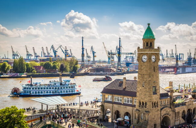 Stadt- und Hafenrundfahrt durch Hamburg