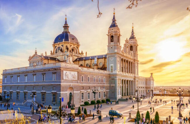Almudena-Kathedrale in Madrid