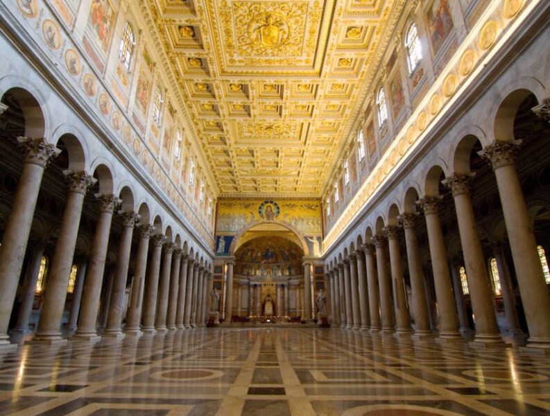 Basilica San Giovanni in Laterano, Innenräume